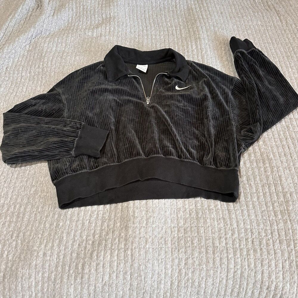 Nike Women's Black Velour Corduroy 1/4 Zip Collared Sweatshirt Medium Logo